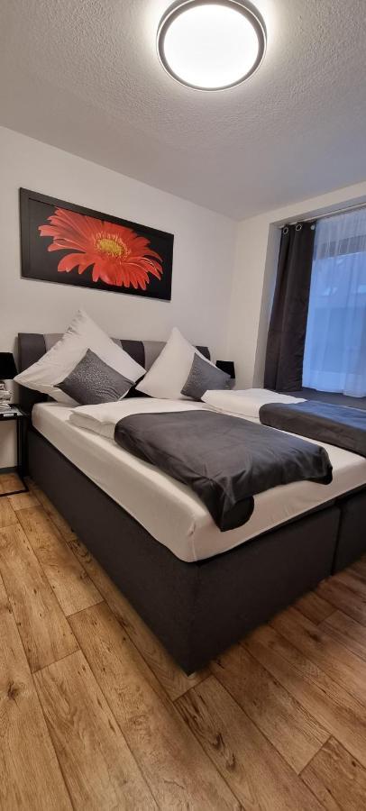 טריברג Waterfalls Apartment 1 מראה חיצוני תמונה